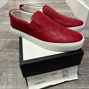 GUCCI SIGNATURE Size 11.5 in Gucci